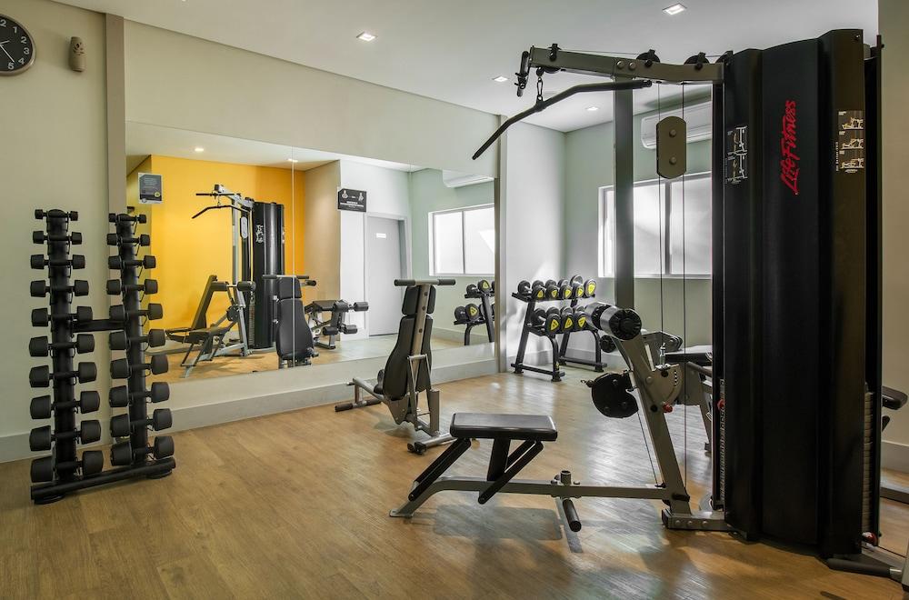 Hotel Deville Business Maringá Екстериор снимка