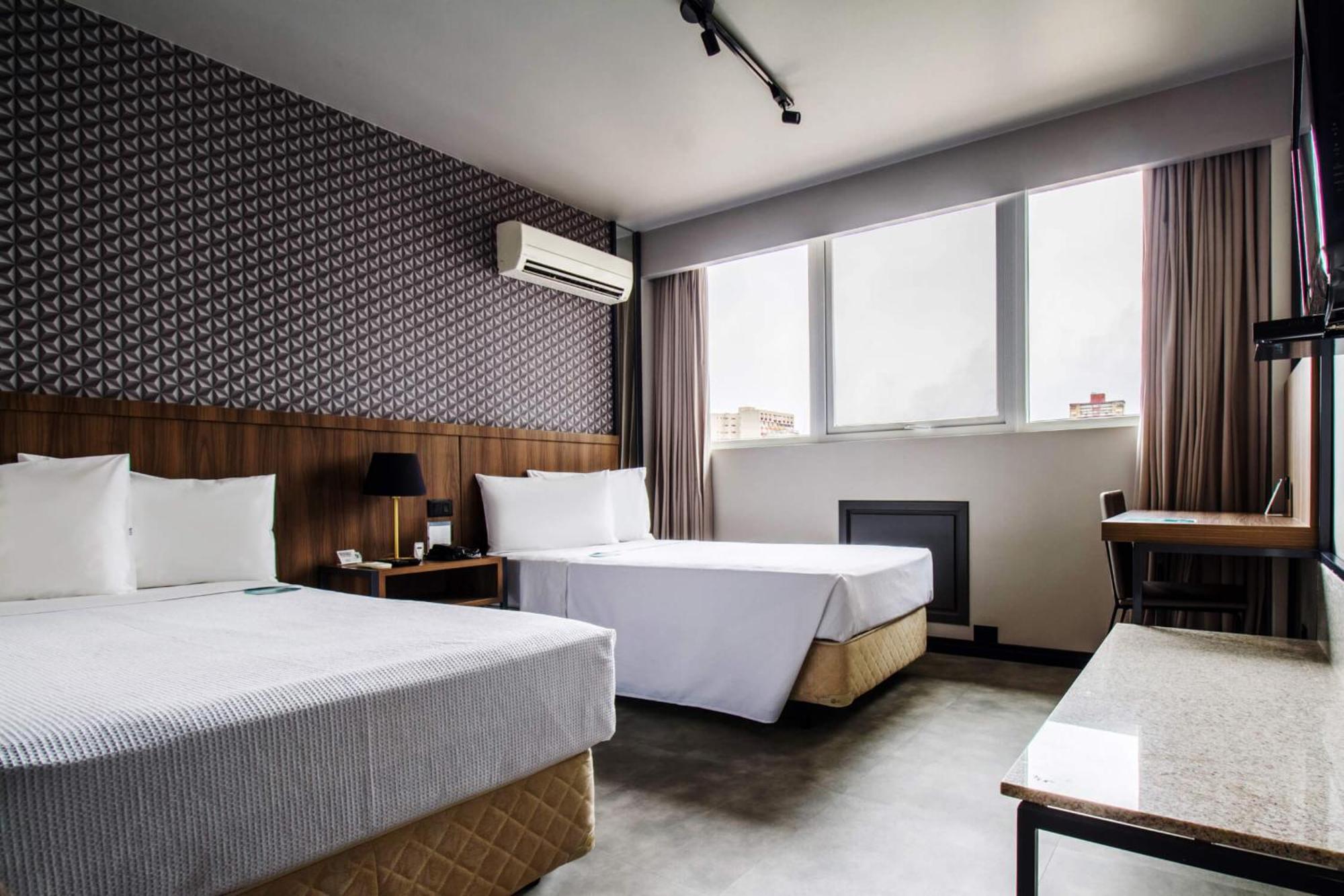 Hotel Deville Business Maringá Екстериор снимка