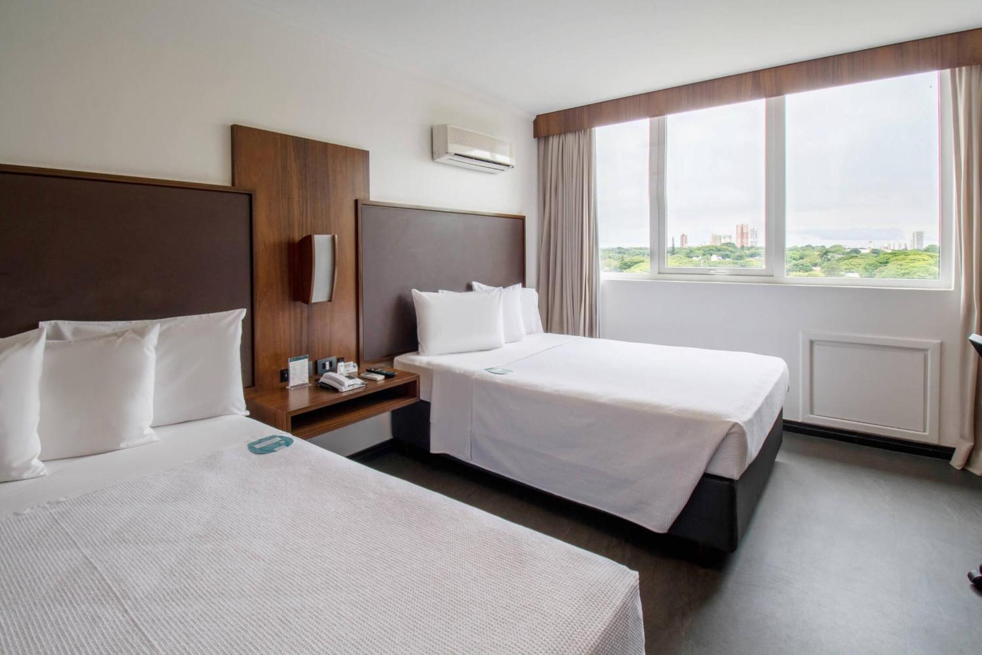 Hotel Deville Business Maringá Екстериор снимка