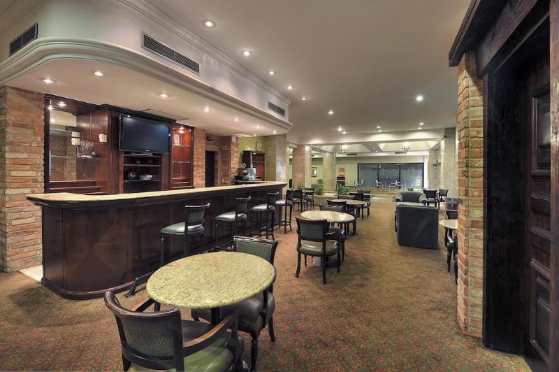 Hotel Deville Business Maringá Екстериор снимка
